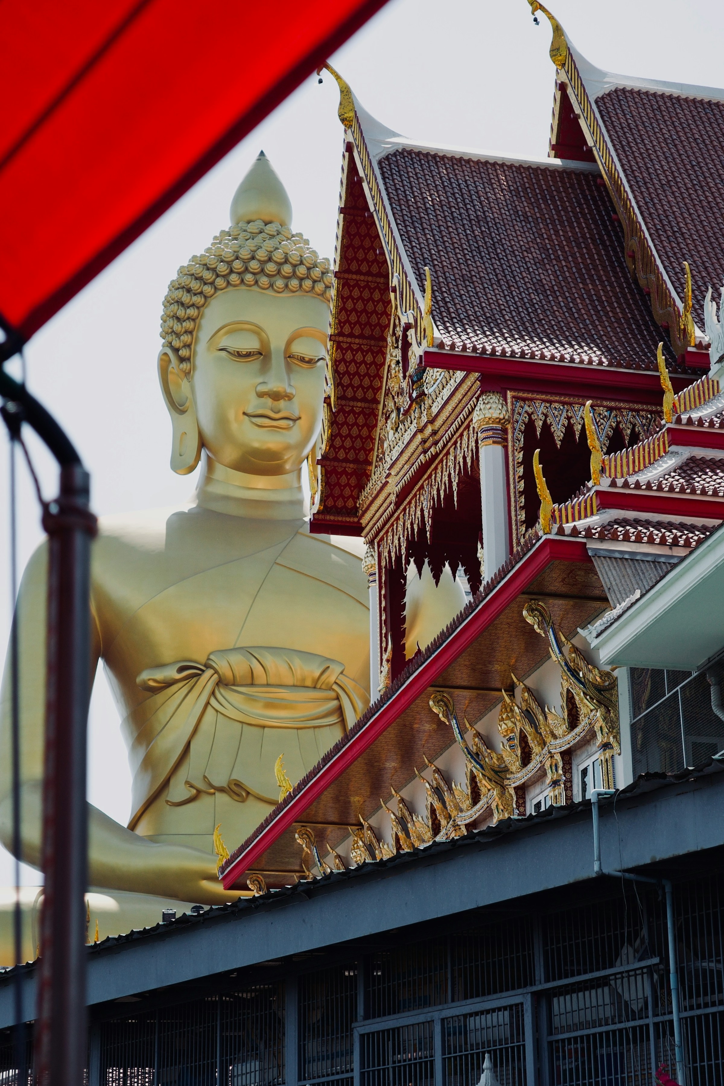 Large golden Buddha statue, Thailand